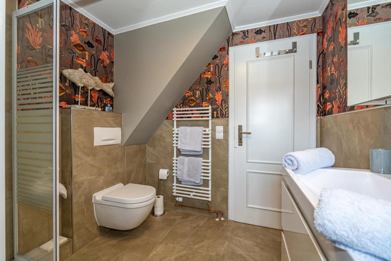 Gemuetliche Wohnung Unter Reet Mit Pool Und Sauna In Keitum Exterior foto